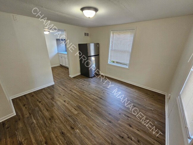 Building Photo - 8104 McGee St