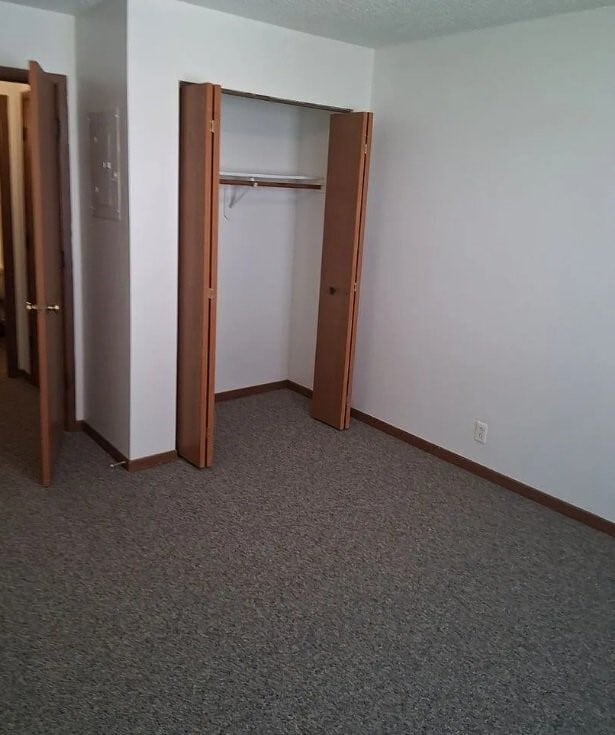 Building Photo - 505 E 4th St