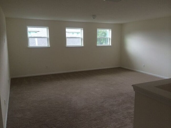 Building Photo - Beautiful Home in Durbin Crossing Open Flo...