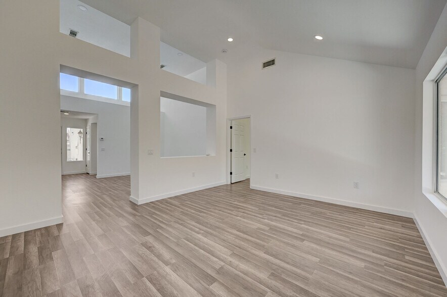 Building Photo - 2413 Keiser Ct