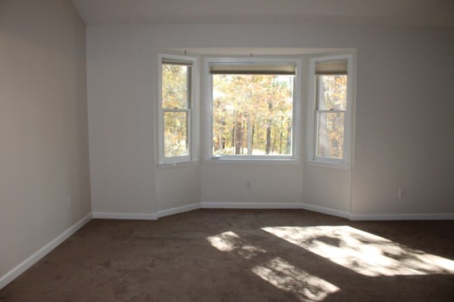 Building Photo - 112 Wenonah Way