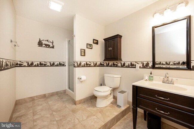Building Photo - 1212 Acacia Dr