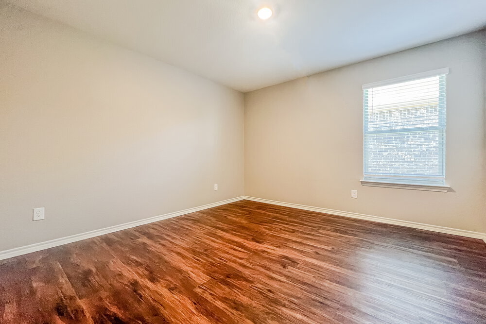 Building Photo - 1805 Tulipwood Dr