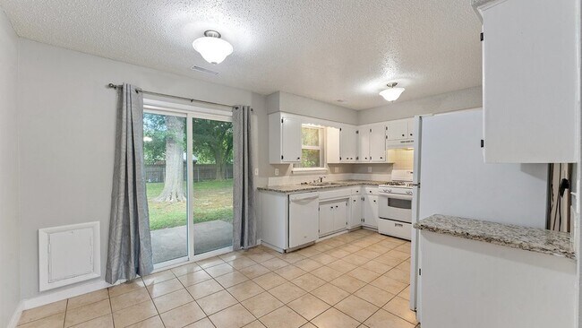 Building Photo - "Charming 3-Bedroom Home on Joye Street wi...