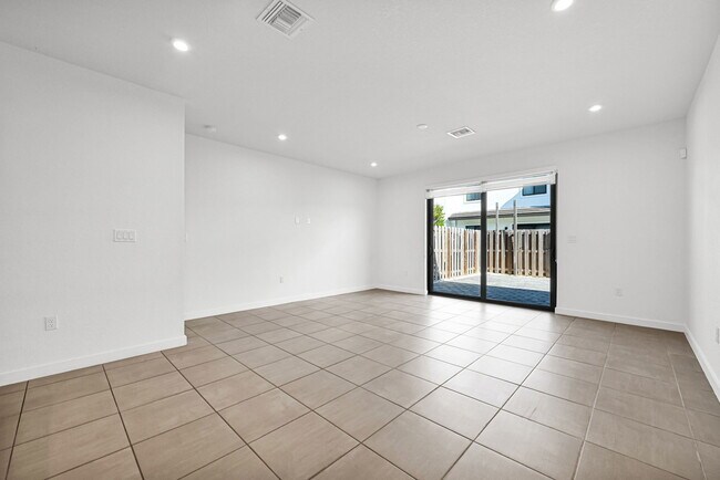 Building Photo - 10817 SW 233rd St