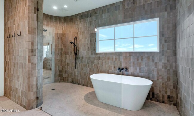 Building Photo - 6039 E Calle Camelia