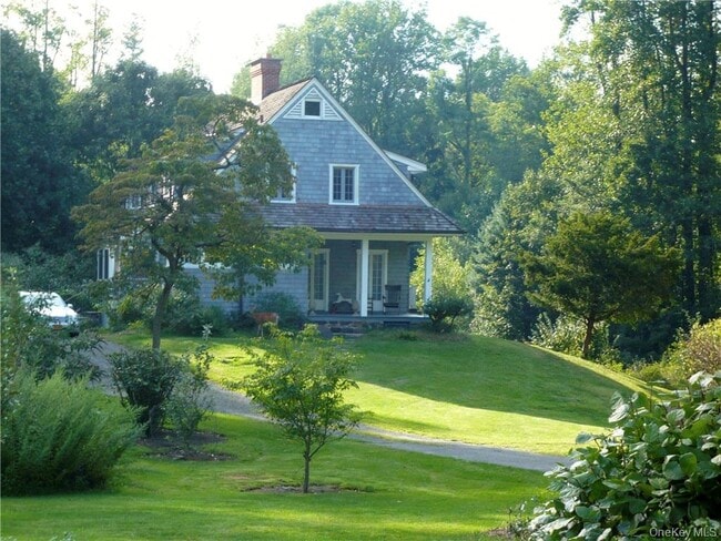 Building Photo - 95 Rockland Rd