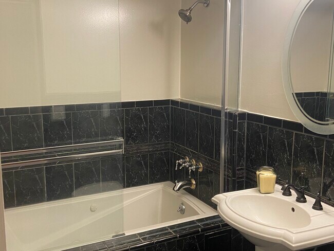 Floorplan - 533 Ashland