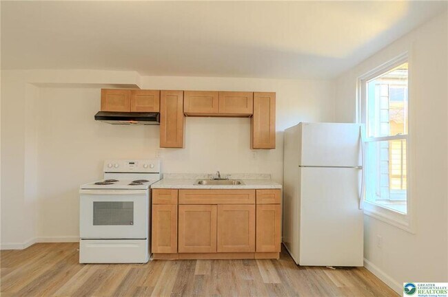 Building Photo - 40 S 12th St