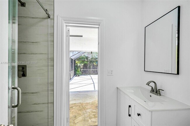 Building Photo - 13100 SW 81st Ave