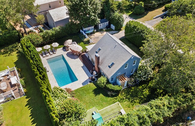 Building Photo - 28 Windermere Dr