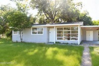 Building Photo - 9265 Danville Ave