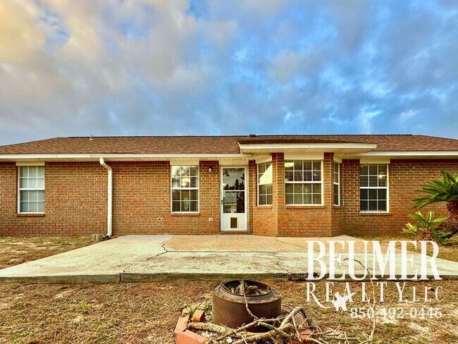 Building Photo - Lakefront Living Minutes to NAS & Perdido Beaches