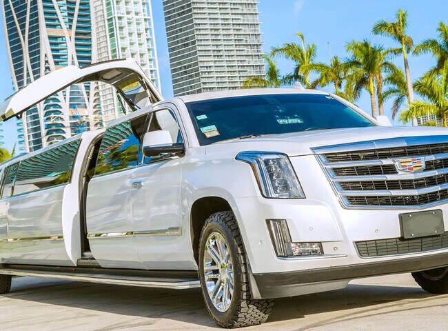 Building Photo - 5700 Saddlebrook Way