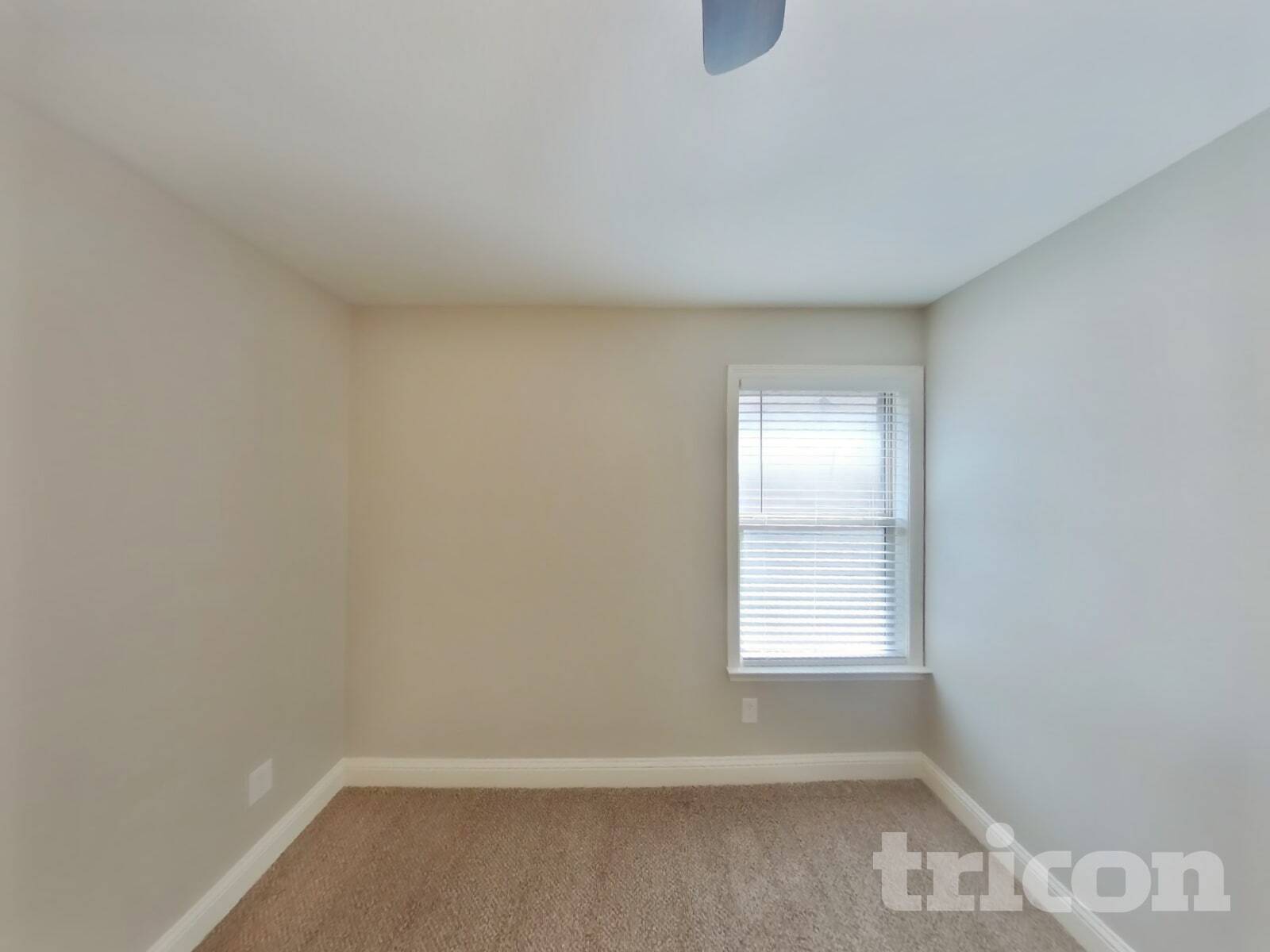 Building Photo - 5856 Burgundy Rose Dr