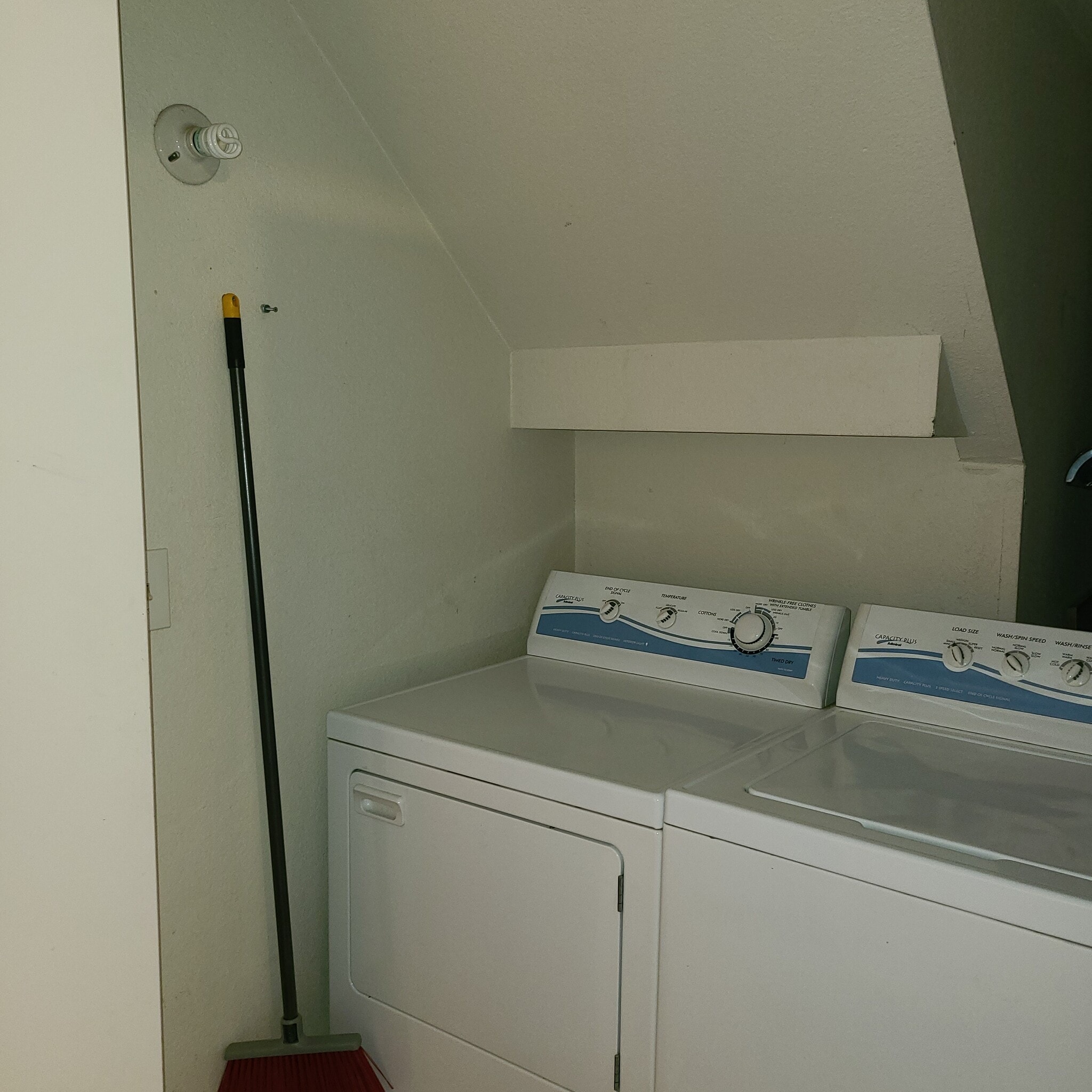 Building Photo - 3491 N Arizona Ave