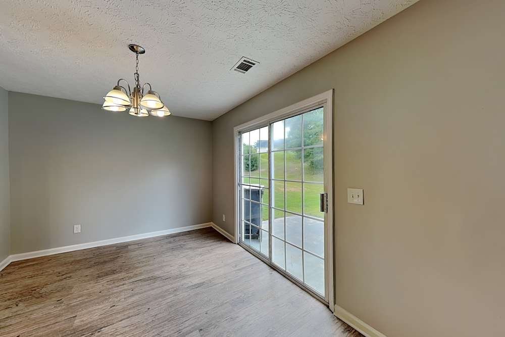 Building Photo - 939 Bramble Way