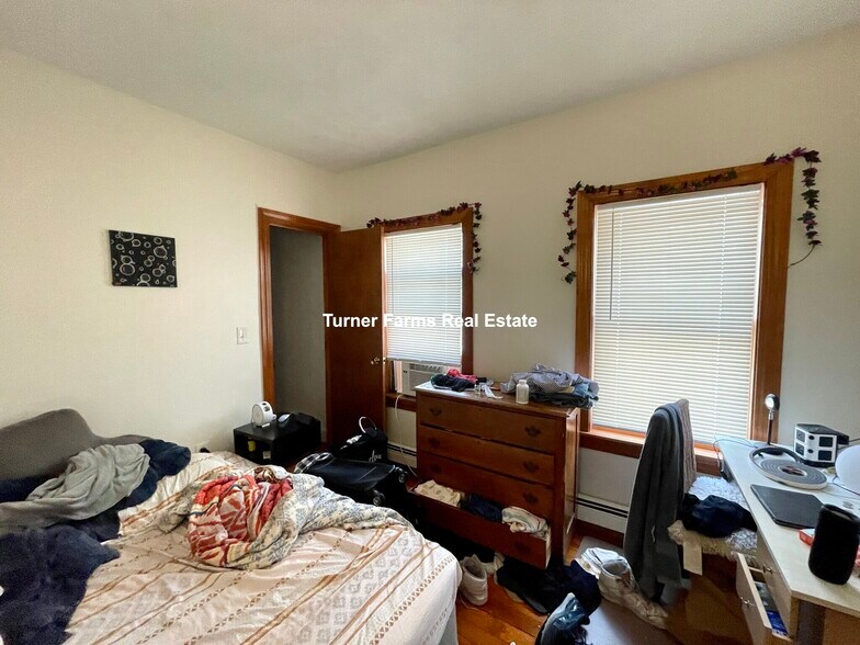 Building Photo - 290 Boston Ave