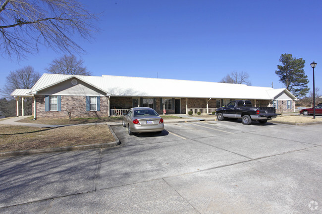 Building Photo - Chestnut Hills Apartments