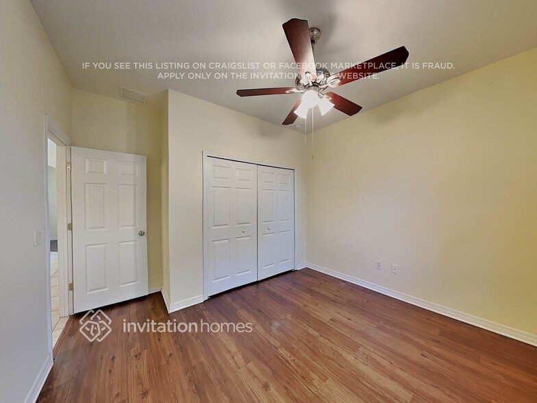 Building Photo - 3025 Dalhart Ave