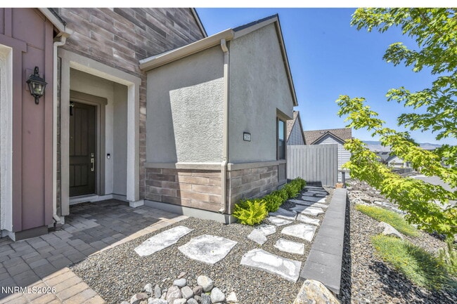 Building Photo - 2958 Saddle Peak Dr