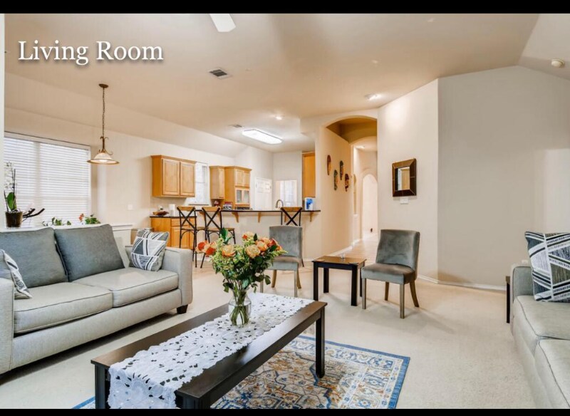 Building Photo - 207 Chesapeake Bay Ln N