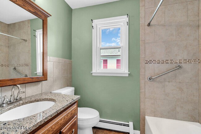 Building Photo - 24 Liberta Dr