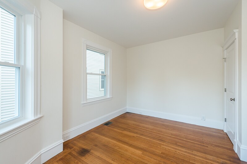 Building Photo - 65 Parker Street