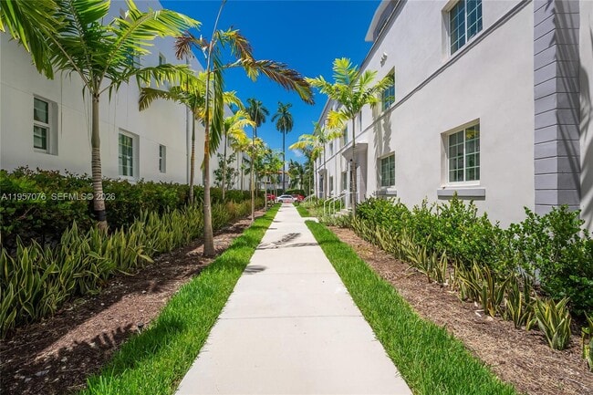 Building Photo - 1519 Pennsylvania Ave