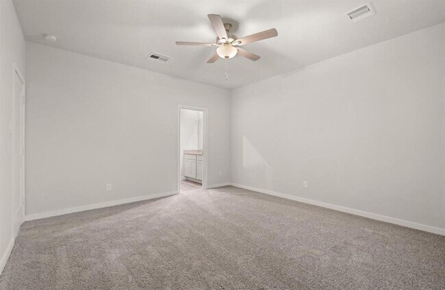 Building Photo - 12927 California Palm Ct