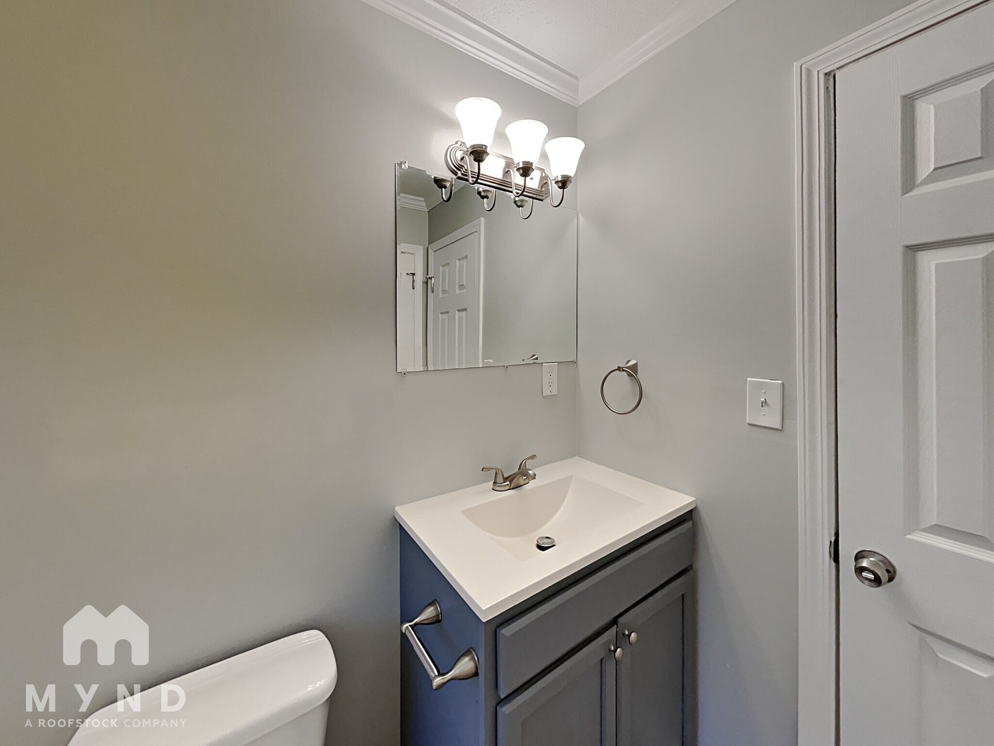 Building Photo - 5575 Oglesby Rd