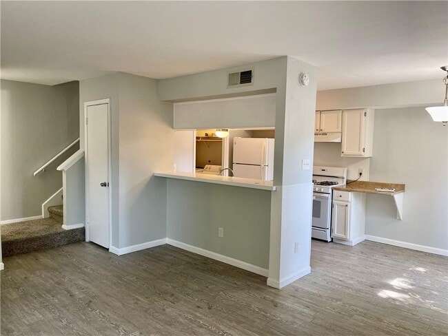 Building Photo - 1312 Southport Dr