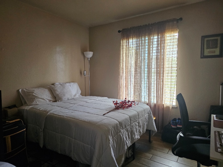 Building Photo - 1483 Dorothy Ave