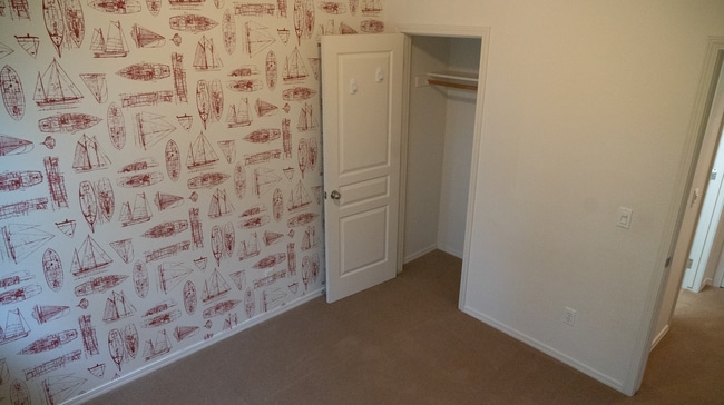 Building Photo - Nice 3 Bedroom Condo
