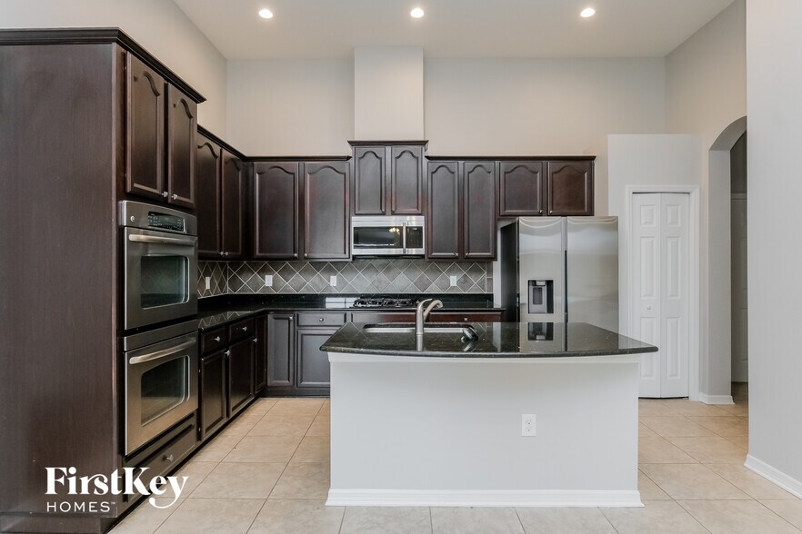 Building Photo - 10109 Caraway Spice Ave