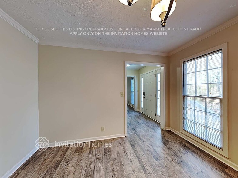 Building Photo - 6512 Cox Dr