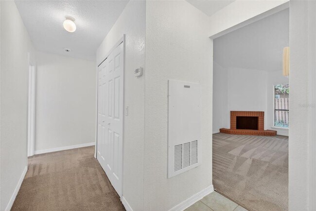 Building Photo - 625 Trinidad Ct