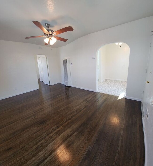 Recently renovated cottage in City Heights! 4366 Maple St San Diego