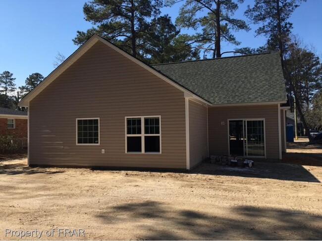 Building Photo - 3114 Wedgewood Dr