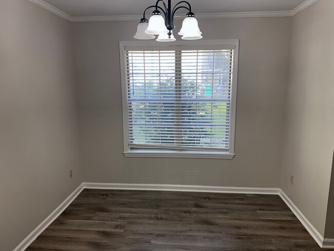 Building Photo - Beautiful Bevington Pines Three Bedroom Duplex