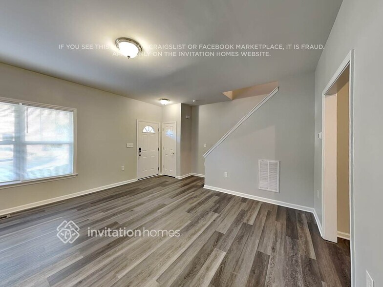 Building Photo - 355 Sharpe St