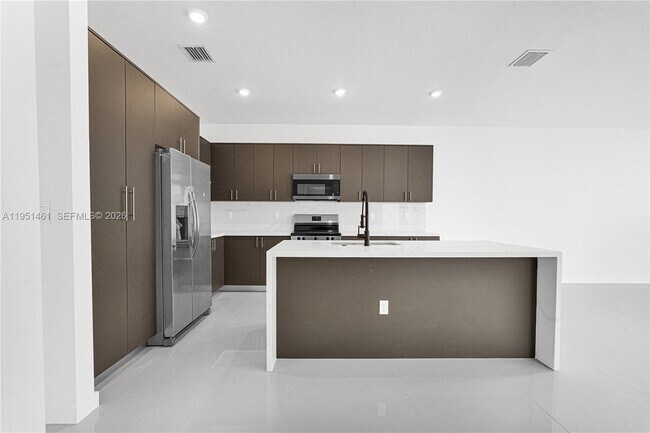 Building Photo - 22431 SW 125th Ave