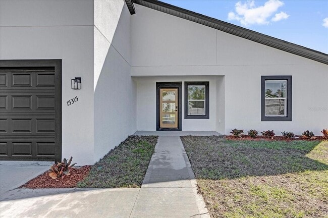 Building Photo - 15315 SW 52nd Cir