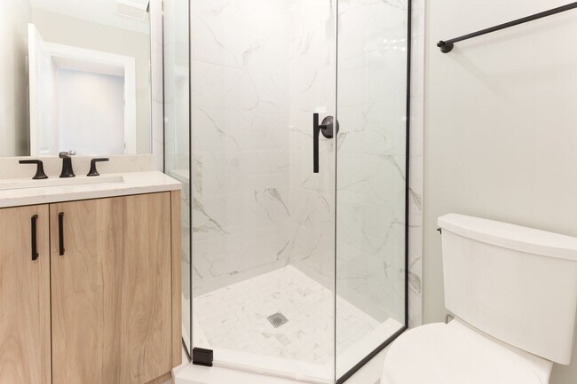 Building Photo - 2537 N Campbell Ave