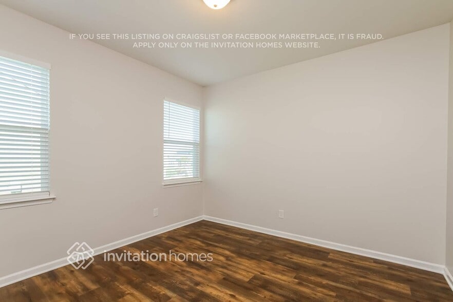 Building Photo - 251 Bushney Loop