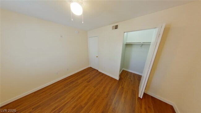 Building Photo - 7885 W Flamingo Rd