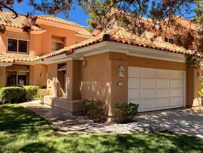 Building Photo - Gorgeous Spanish Trails 3BR House for lease!