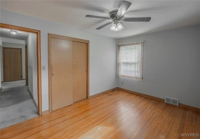 Building Photo - 1088 98th St