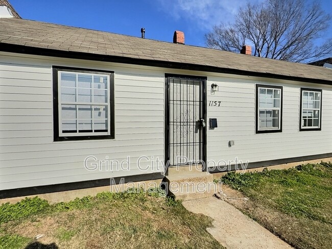 Building Photo - 1157 N Belvedere Blvd