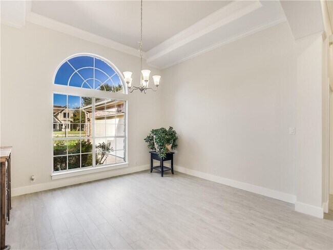 Building Photo - 207 Tellus St